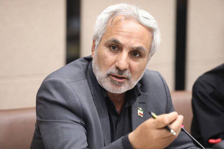 جعفری‌آذر: اینترنت و آنتن دهی اوپراتورها بسیار بی کیفیت و گران هستند، وزیر محترم ارتباطات باید پاسخگو باشند!