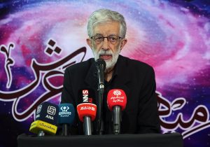 دانش‌آموزان باید بدانند چگونه خونخواه رهبر شهید خود باشند