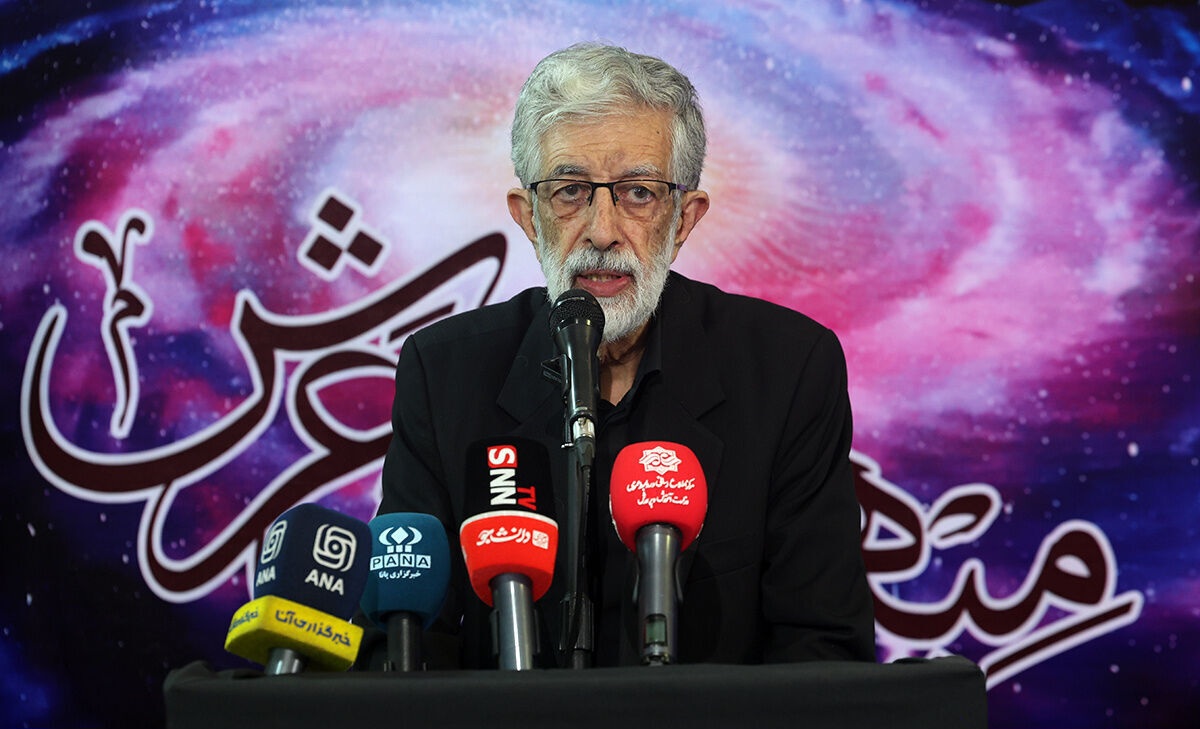 دانش‌آموزان باید بدانند چگونه خونخواه رهبر شهید خود باشند