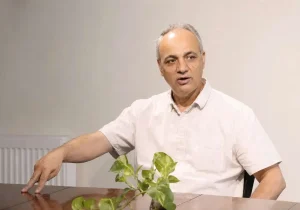 زیدآبادی: نیروهای انقلابی هرطور بخواهند صحبت می‌کنند اما دیگران گویی باید محروم باشند
