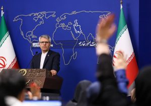 اگر ما در پیشبرد دیپلماسی تعلل کنیم، مردم خواهند گفت که شما جدی نبودید و جنگ را انتخاب کردید