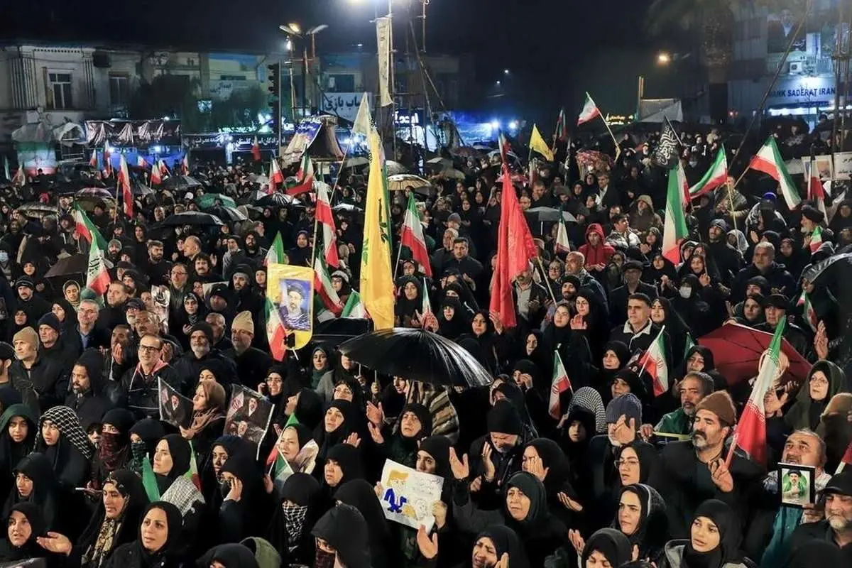 خراسان: گویی خیابان، تریبون یک جریان برای دفاع از یک شخص مجرم است