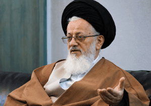 حسینی: ملاحظات امنیتی اجازه حضور و حتی تماس صوتی نمی‌دهد، وگرنه ایشان دوست دارند میام مردم باشند؛ جراحات رهبر انقلاب درمان شده است