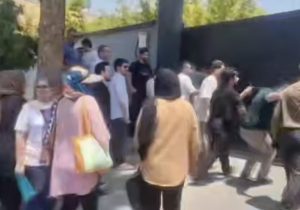 اعتراض خریداران لاماری بالا گرفت؛ ثبت‌نامی‌های ۱۴۰۴ همچنان در انتظار خودرو!