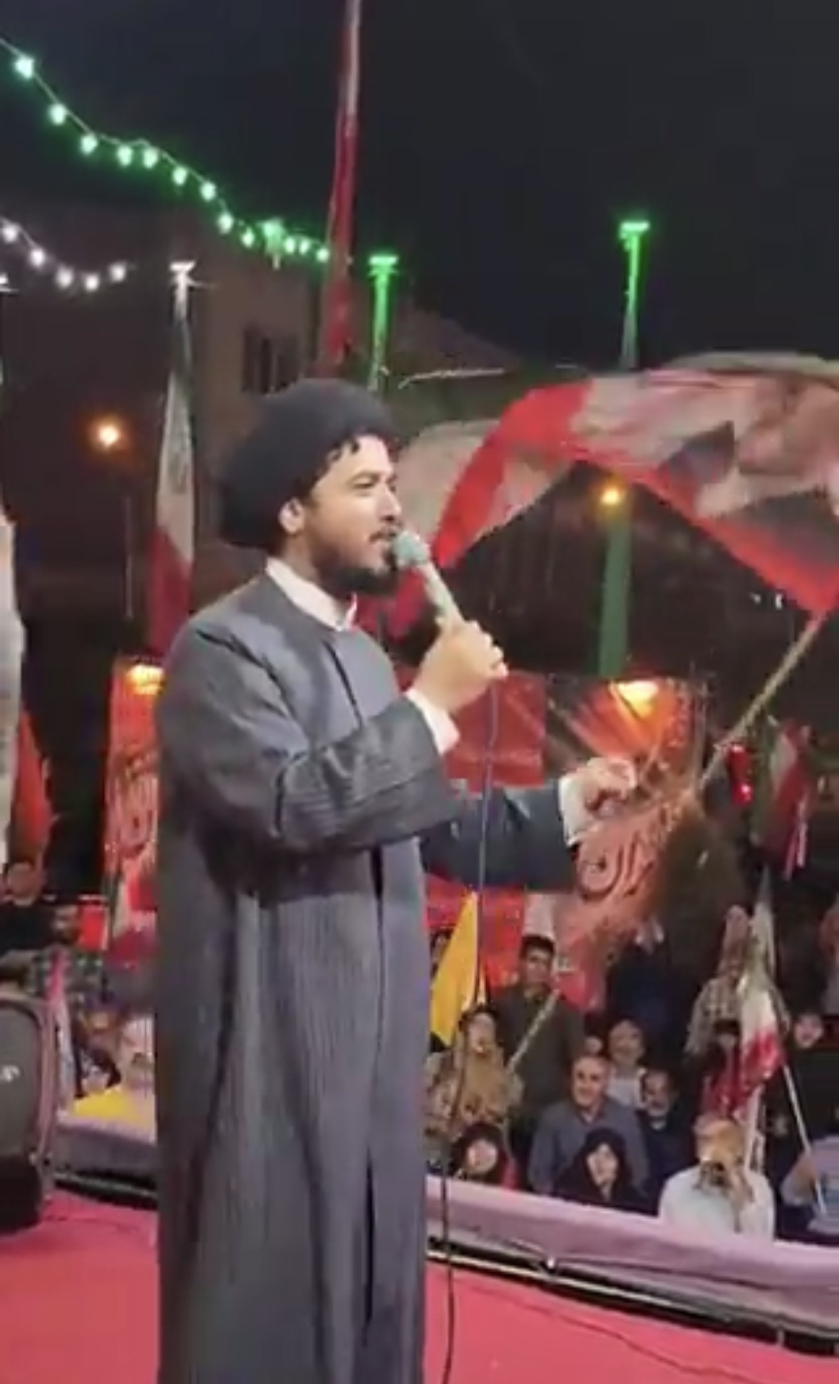 سخنران تجمع میدان شهدا: رهبر انقلاب دو شب پیش نیم‌ساعت میان مردم حضور داشتند