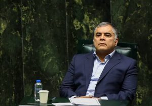 پاک‌نژاد استعفا داد!