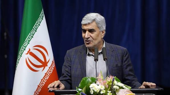 دستیار پزشکیان برای پنجمین سال متوالی در جمع ۲ درصد  دانشمندان برتر جهان قرار گرفت