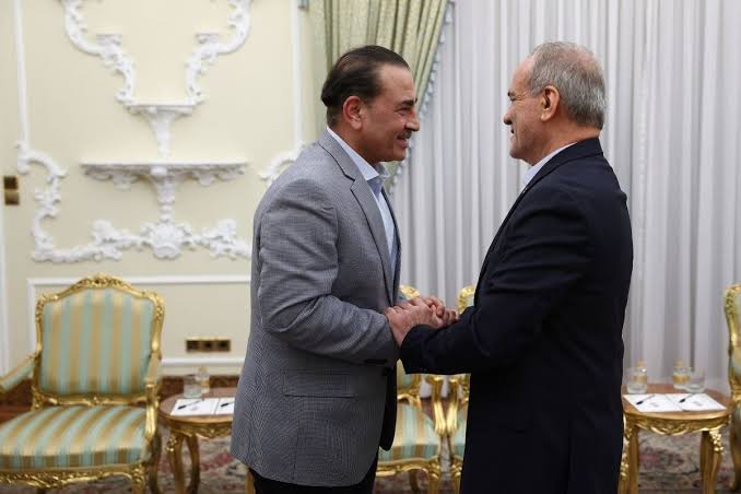 پیام واحد تهران به واشنگتن؛ چرا سفر عاصم منیر با تأکید چهار مقام ایرانی بر بی‌اعتمادی به آمریکا همراه شد؟