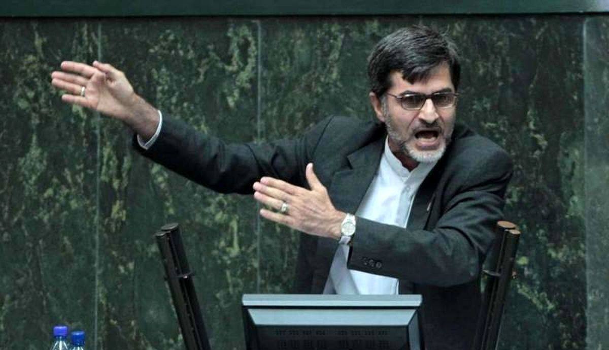 کوچک‌زاده: اگر از جهنم نمی‌ترسیدم جلوی بانک مرکزی خودم را آتش می‌زدم