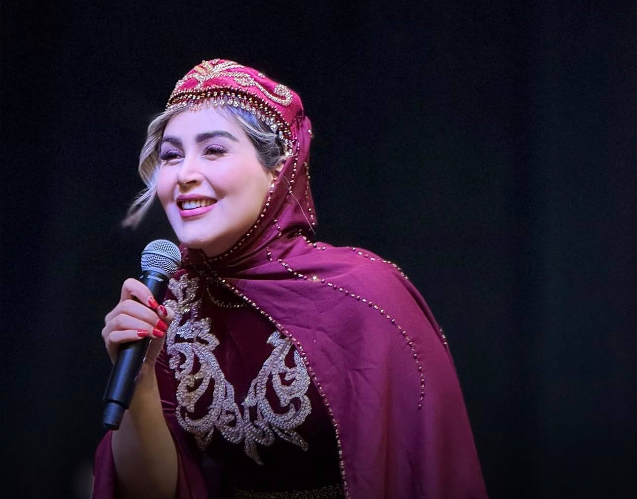 افتخارآفرینی صبا اولادغفاری، مجری تبریزی، در دومین آیین ملی واک در تهران؛ کسب مقام اول از میان ۶۴۰۰ شرکت‌کننده از سراسر ایران