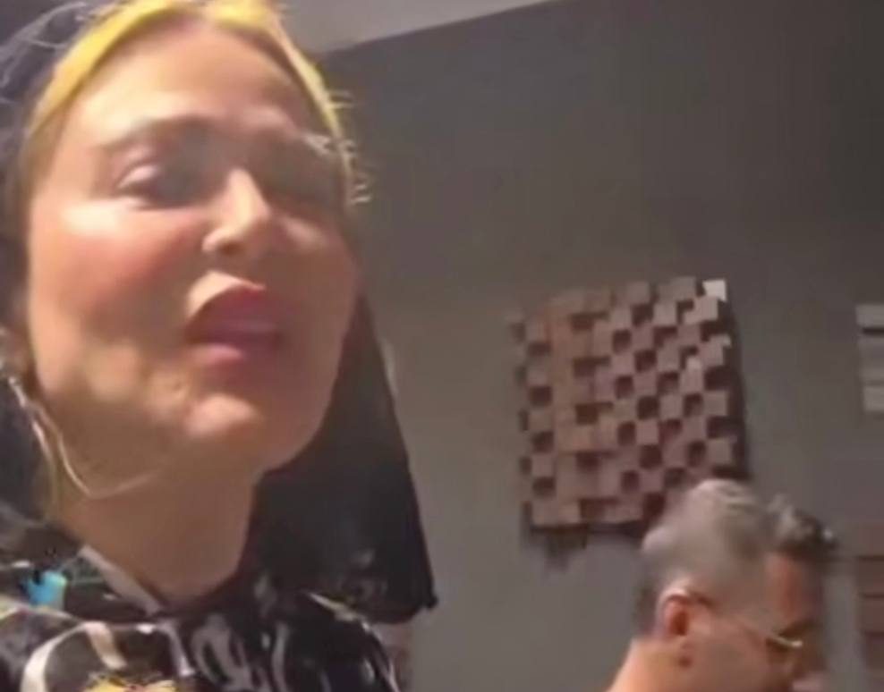بهاره رهنما در ۵۲ سالگی خواننده شد!