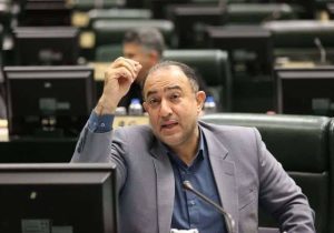 فاطمی: توپ در زمین دولت است؛ شورای عالی کار را برای افزایش دستمزد کارگران تشکیل دهید