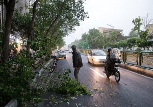 باد شدید از چهارشنبه تهران را دربرمی‌گیرد