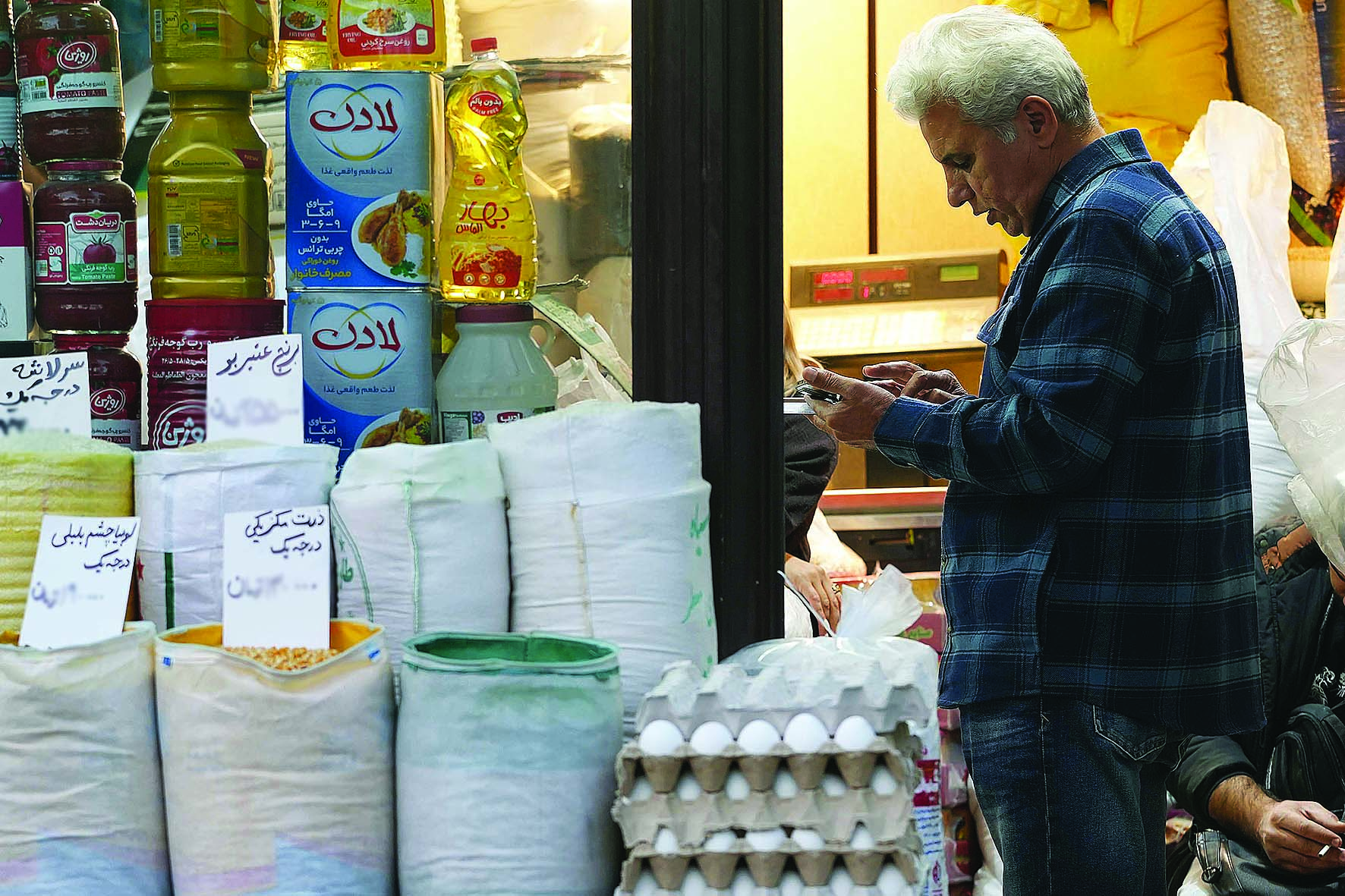 اگر جنگ مقصر تورم است، مشکلات اقتصادی قبل از جنگ چه می‌شوند؟